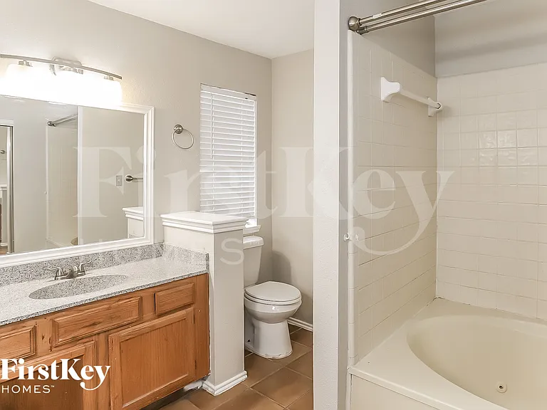 8603 Kinghaven St — Photo 10