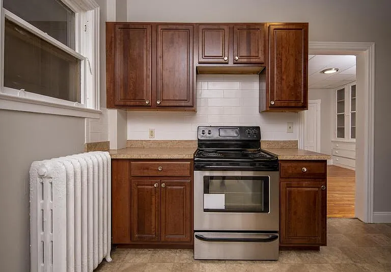489 Hamilton St #2 — Photo 3