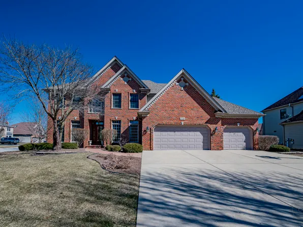 3724 Mistflower Ln, Naperville, IL 60564