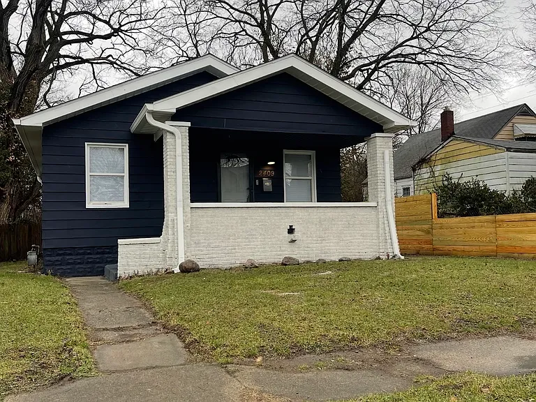 2409 Highland Pl — Photo 23