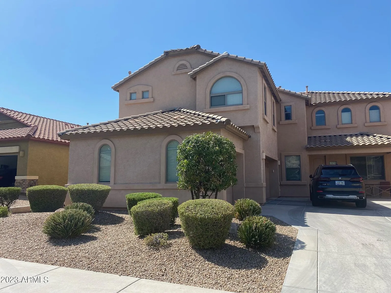 5 bed, 3.0 bath, 2995 sqft, $3,650 — Photo 3