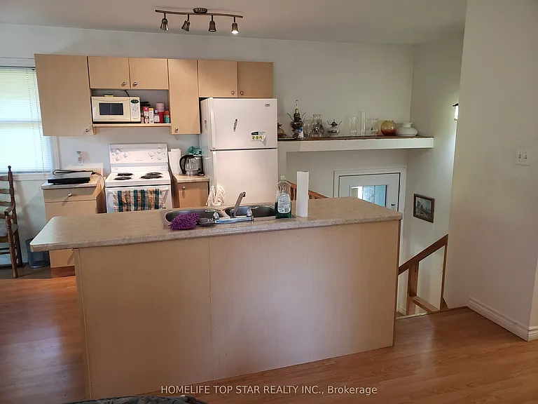 373 Shanick Rd — Photo 4