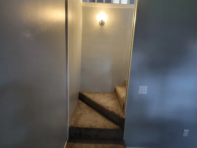 2128 Breton Rd SE — Photo 13