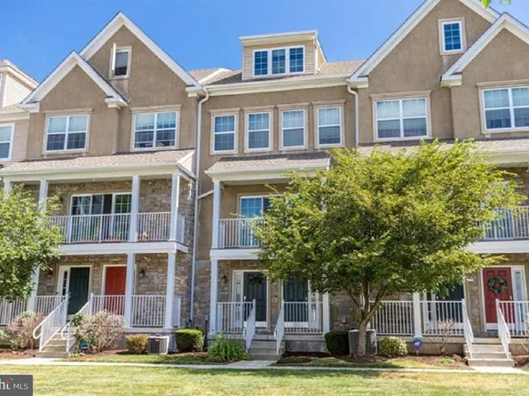 128 Justin Dr, West Chester, PA 19382