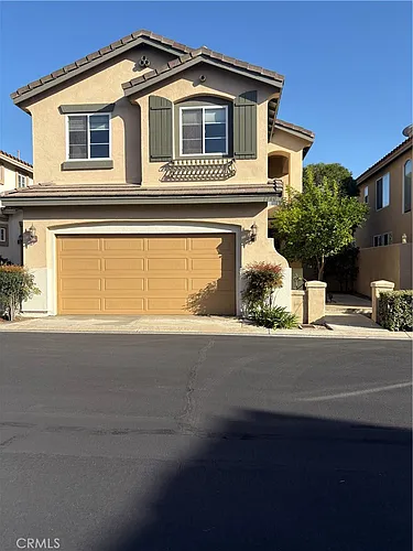 1740 Pierce Ln Photo 1