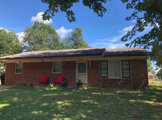 203 Roberson Rd, Forest City, NC 28043