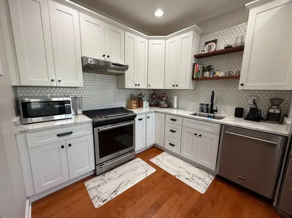 47574 Comer Sq, Sterling, VA 20165