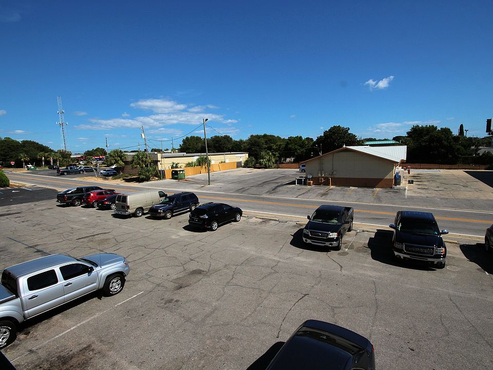 1st image of 127 Harbor Blvd Ste 6