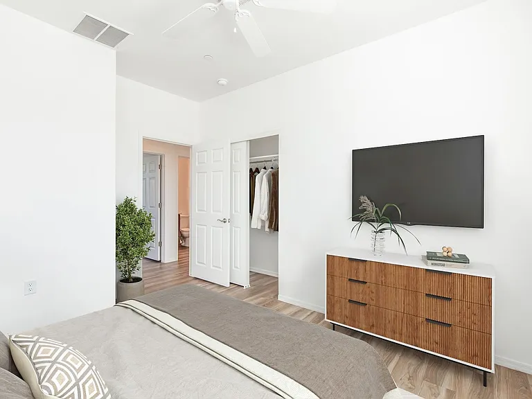 San Junipero Townhomes — Photo 40