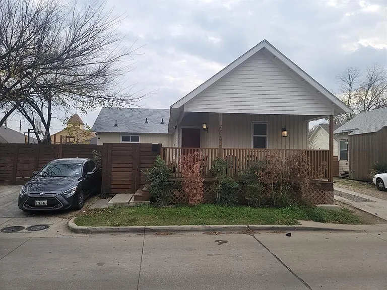 4532 Congo St — Photo 2
