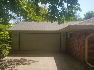 1006 S Eastwood Cir, Columbia, MO 65201