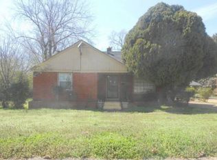 1431 Oaklawn St, Memphis, TN 38114