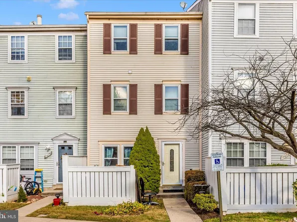 11427 Hawks Ridge Ter #38, Germantown, MD 20876
