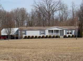 3800 Foundry Hill Rd, Puryear, TN 38251