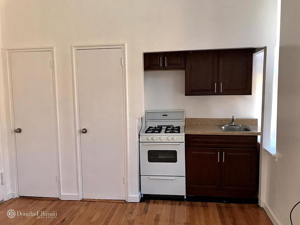 2nd image of 500 E 73rd St APT C1
