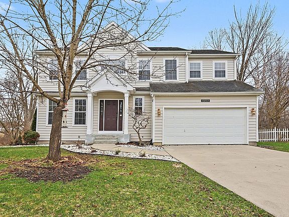 2nd image of 7251 Windhaven Ct