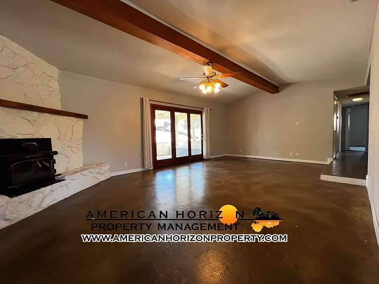 3630 Farron St — Photo 11