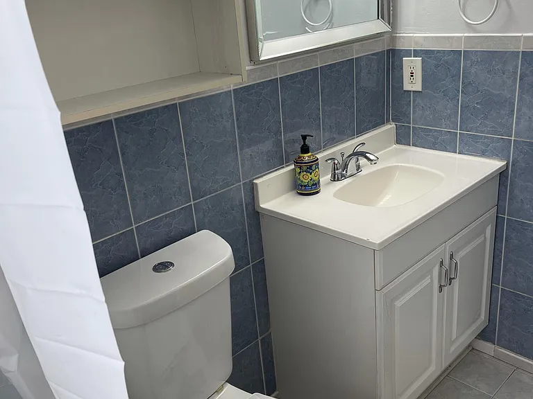 440 SE 2nd Ave #5 — Photo 10