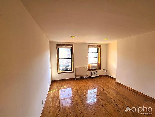 1st image of 83 Allen St #4A