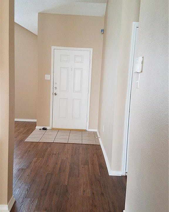 2nd image of 11012 Fawn Valley Dr