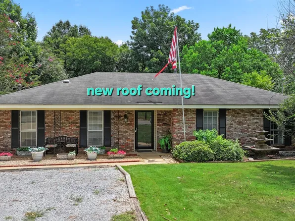 206 Sheila Blvd, Prattville, AL 36066