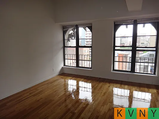 Rented by KVNY Soho | media 28