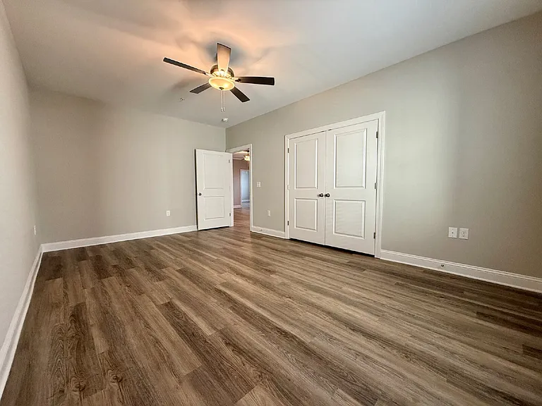 188 Gallery Dr #201 — Photo 18