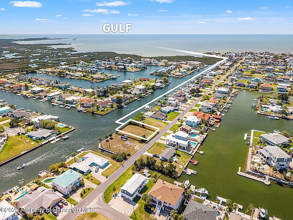 4th image of Gulfview Dr