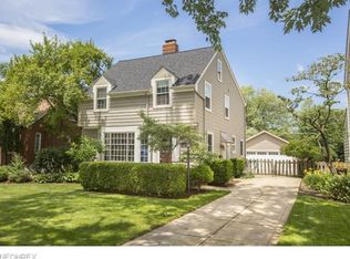 19350 Laurel Ave, Rocky River, OH 44116