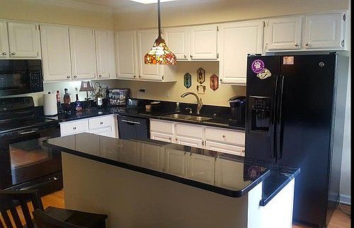5th image of 117 Lea Ave