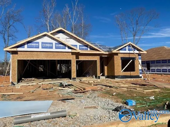 14353 Lannister Ln, Athens, AL 35613