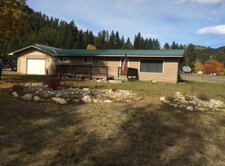 806 E Blackwell St, Ione, WA 99139