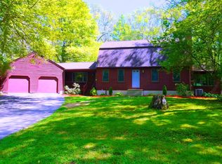 11 Barrett Ln, Bellingham, MA 02019