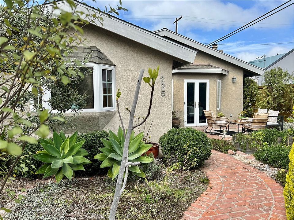 1st image of 225 Covina Ave