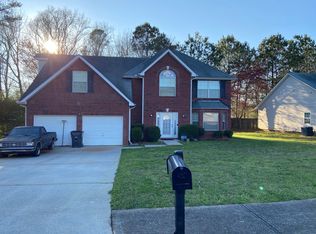 157 Kentwood Springs Dr, Hampton, GA 30228