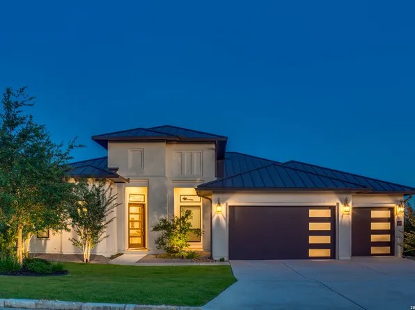 27 MARIPOSA PKWY E, Boerne, TX 78006