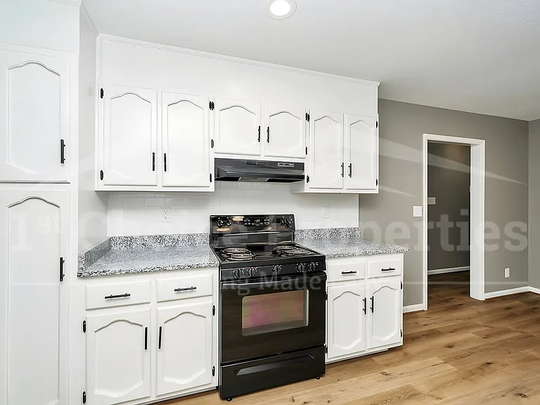 18 Polaris Cir — Photo 11