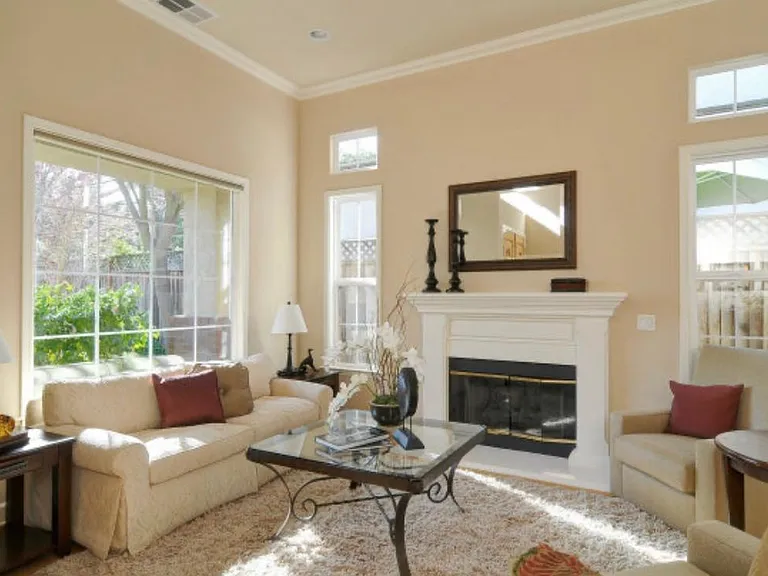 14231 Paul Ave — Photo 3