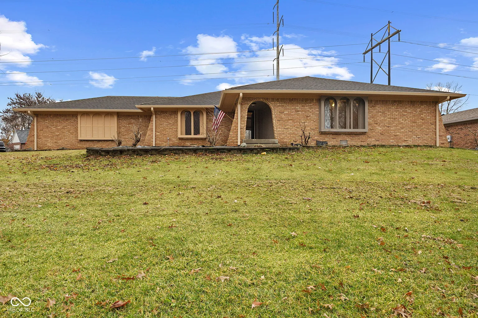 482 S Restin Rd photo 1