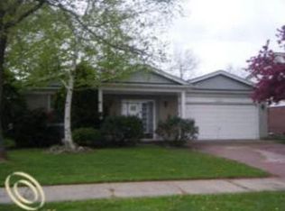 13867 Heritage St, Riverview, MI