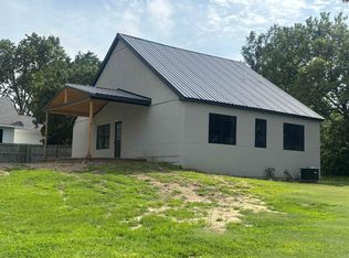 219 N Pine St, Pratt, KS 67124