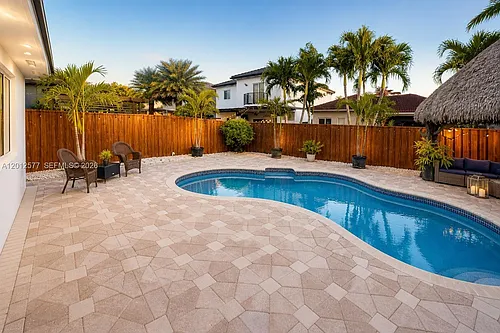 15562 SW 177th Ter Photo 1