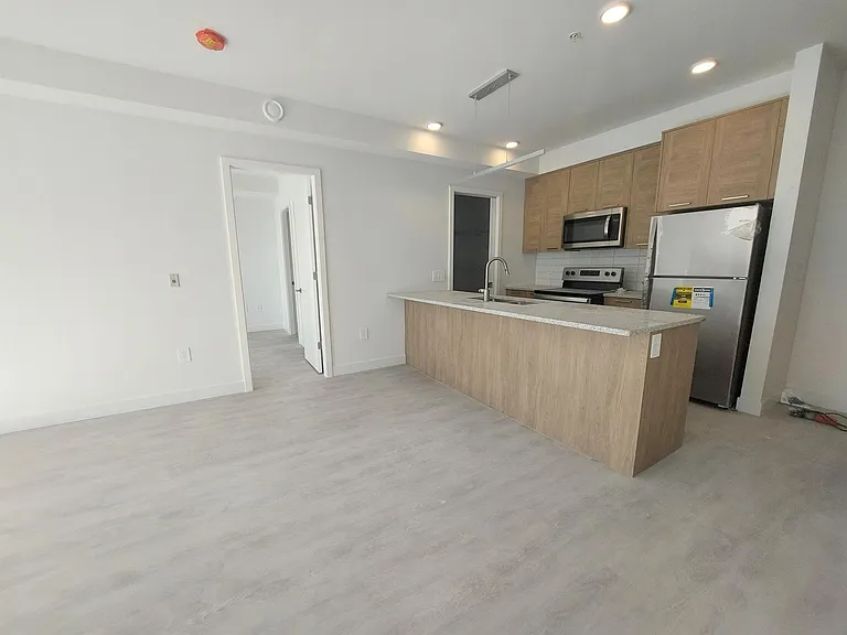 494 Goldstream Ave #513 — Photo 31