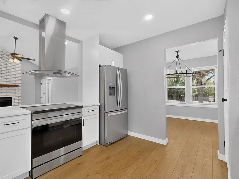 215 Aspenway Dr — Photo 18