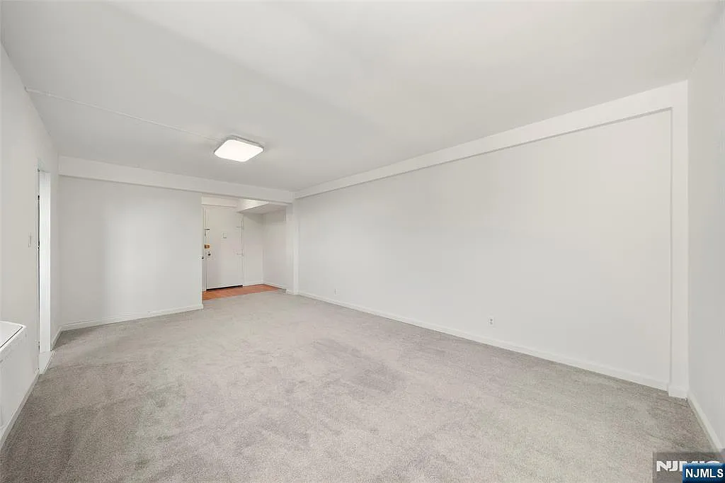1 bed, 1.0 bath, $1,950 — Photo 4