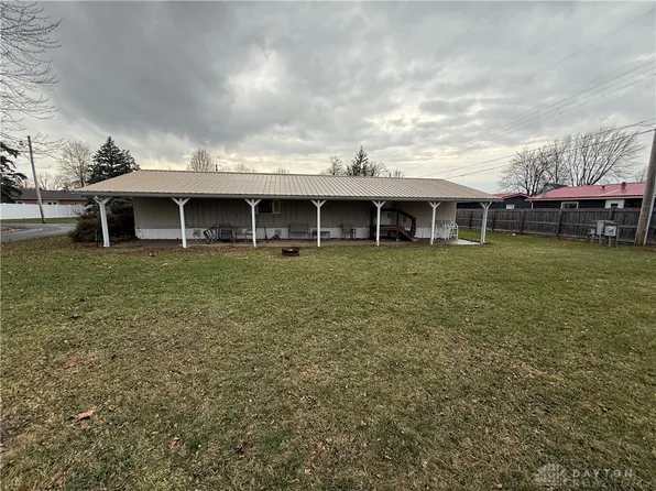 8096 Bell Ave, Russells Pt, OH 43348