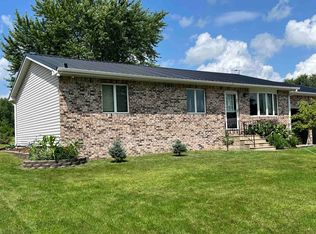 401 Obrien Ct, Independence, IA 50644