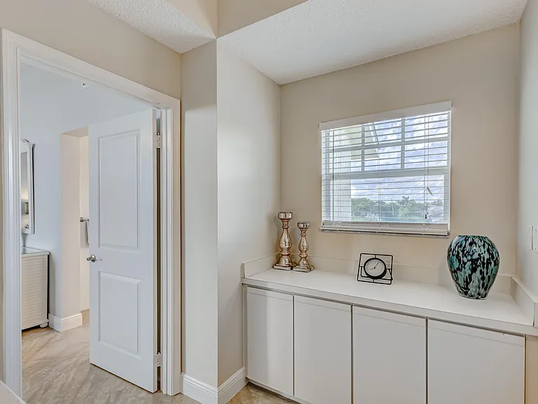 406 Mainsail Cir — Photo 37