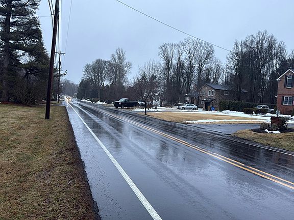 5th image of 1805 Yardley Rd