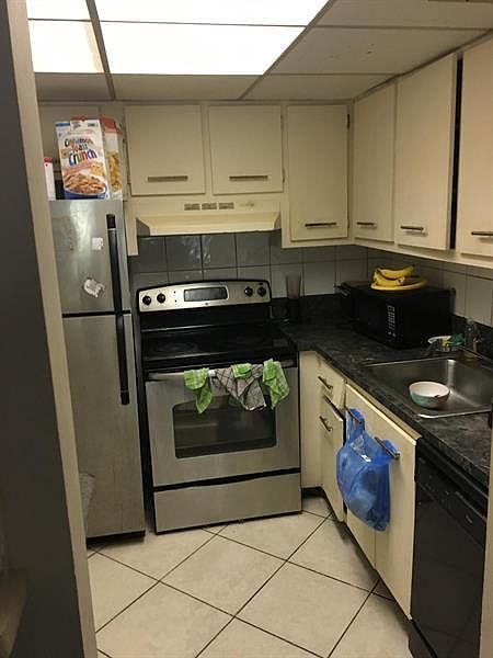2nd image of 604 NW 13th St